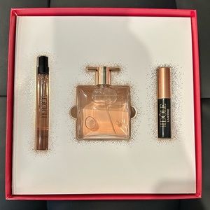 Lancome Paris Gift Set - Idole L’Eau de Parfum Spray (2 sizes) and Mascara